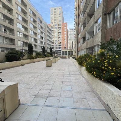 CEEE2633-5B01-441B-B2BF-A01D0865E3DE_1_105_c
