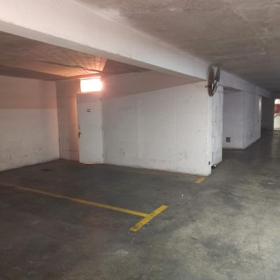 Estacionamiento - Bodega